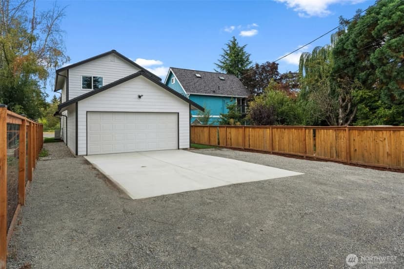 Property photo for 939 E 61st Street, Tacoma photo 37