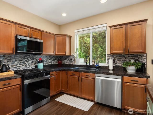Property photo for 3115 74th Drive Ne, Marysville photo 4