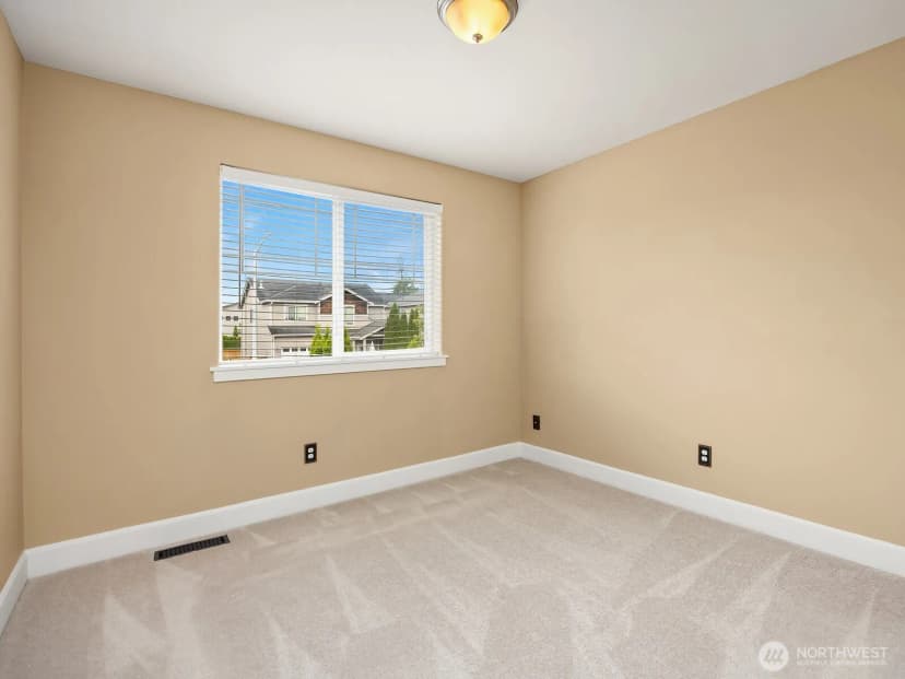 Property photo for 3115 74th Drive Ne, Marysville photo 9
