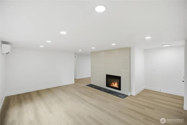 Property photo for 4702 Waller Road E, Tacoma photo 5