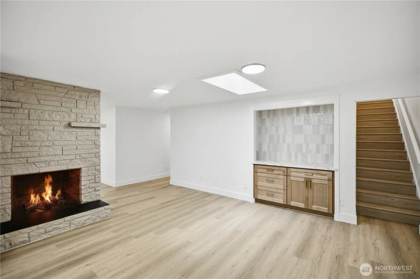 Property photo for 4702 Waller Road E, Tacoma photo 10