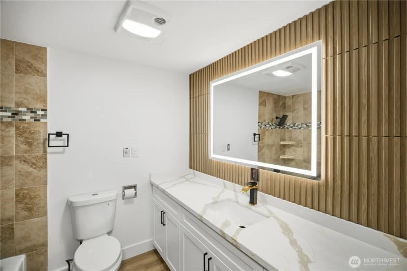 Property photo for 4702 Waller Road E, Tacoma photo 16