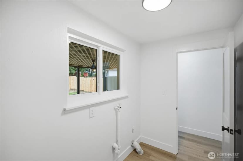 Property photo for 4702 Waller Road E, Tacoma photo 24