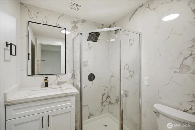 Property photo for 4702 Waller Road E, Tacoma photo 13