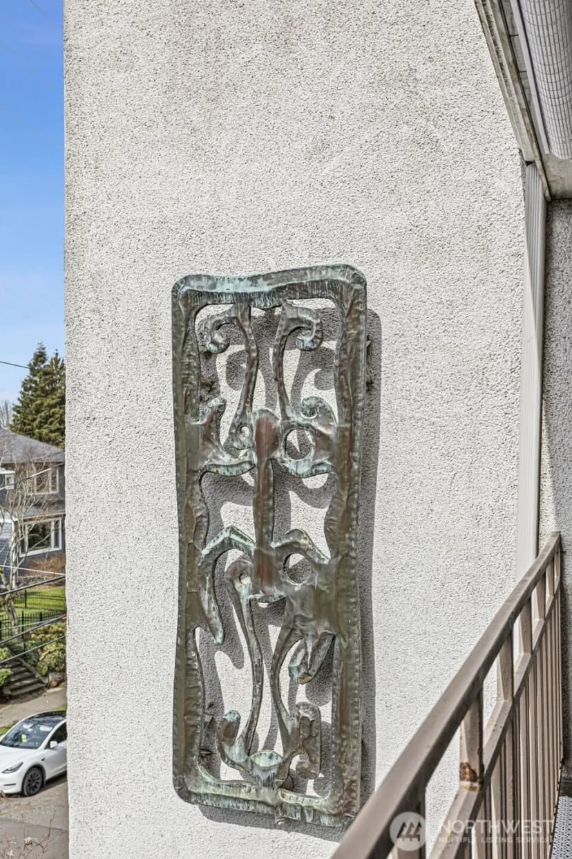 Property photo for 632 13th Avenue E #12, Seattle photo 11
