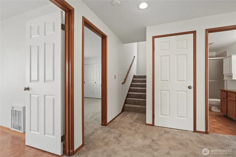 Property photo for 422 S 329th Lane, Federal Way photo 12