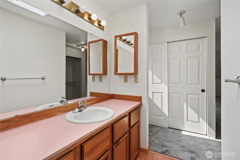 Property photo for 422 S 329th Lane, Federal Way photo 18