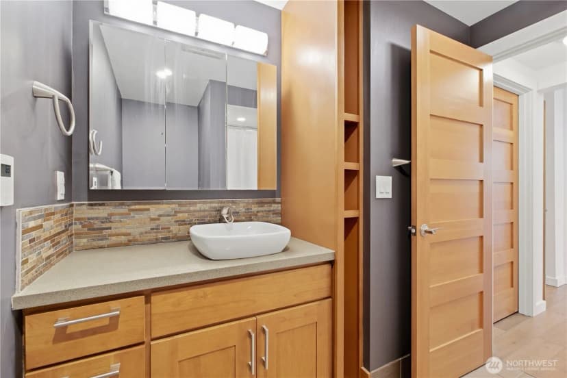 Property photo for 826 30th Avenue, Seattle photo 31