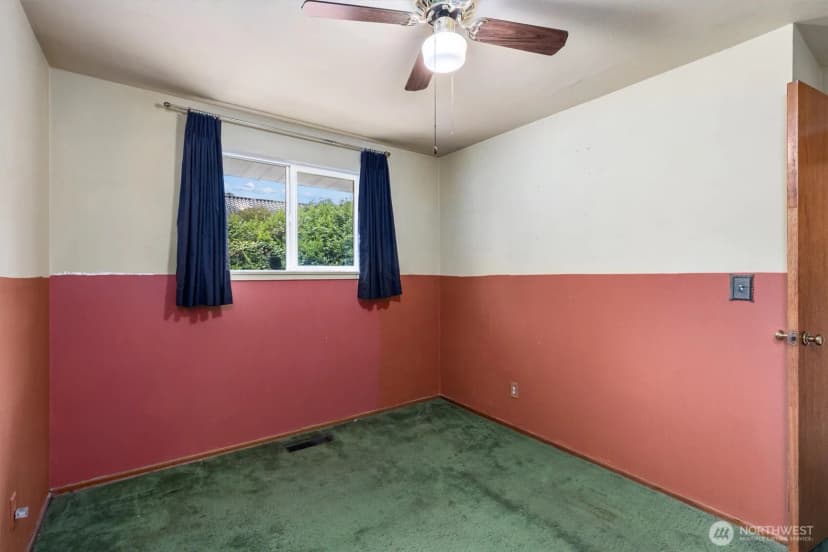 Property photo for 7037 E B Street, Tacoma photo 16