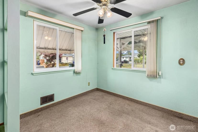 Property photo for 7037 E B Street, Tacoma photo 6
