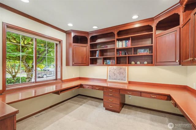 Property photo for 16657 Se 49th Street, Bellevue photo 4
