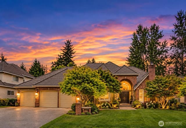 Property photo for 16657 Se 49th Street, Bellevue