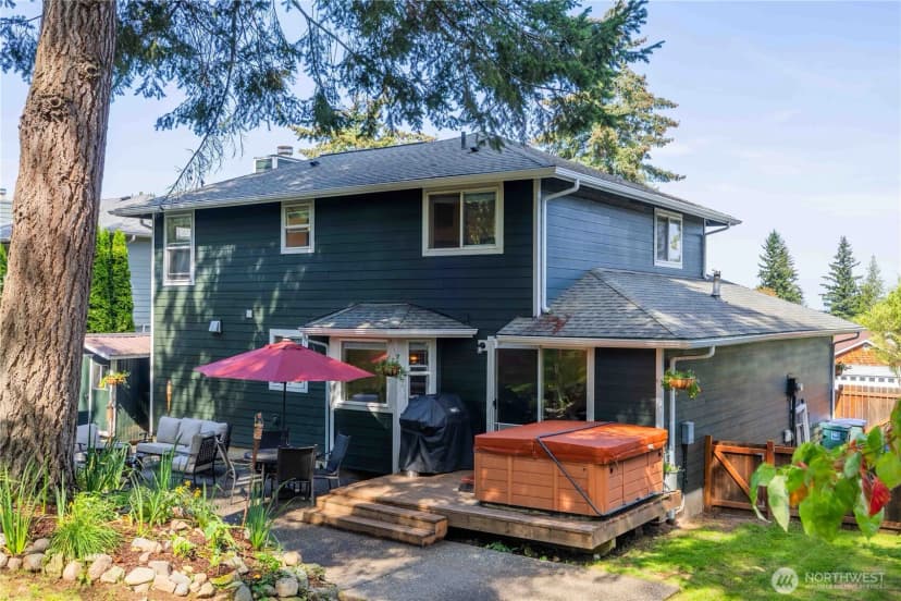 Property photo for 1335 E Mcleod Road, Bellingham photo 28