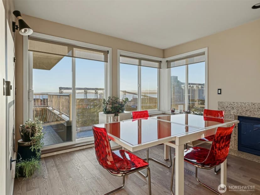 Property photo for 601 W Mercer Place #301, Seattle photo 21