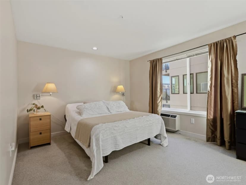 Property photo for 601 W Mercer Place #301, Seattle photo 25