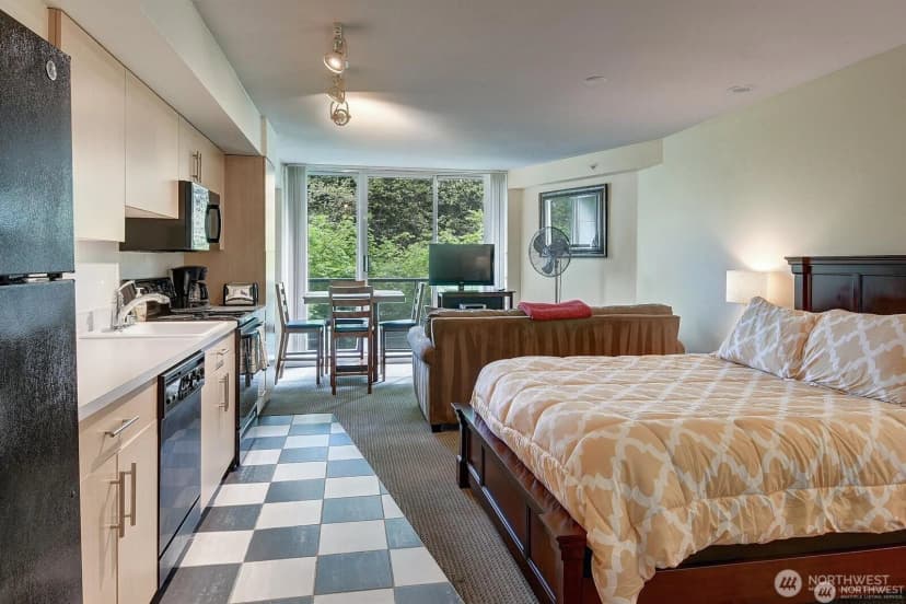 Property photo for 1100 106th Avenue Ne #203, Bellevue photo 36