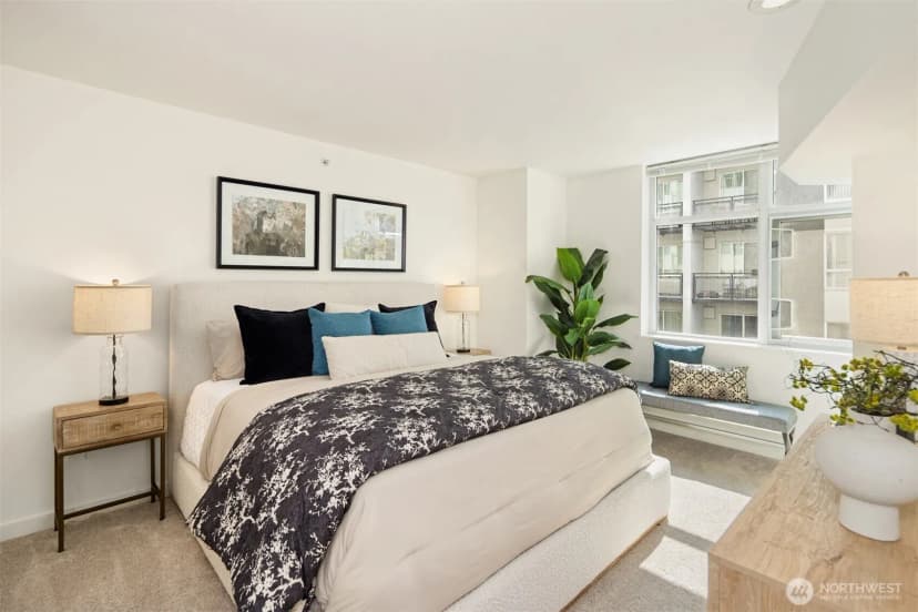 Property photo for 1100 106th Avenue Ne #203, Bellevue photo 22