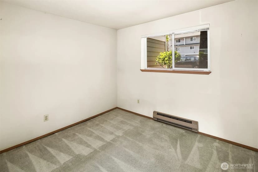 Property photo for 10838 E Riverside Drive #c102, Bothell photo 11