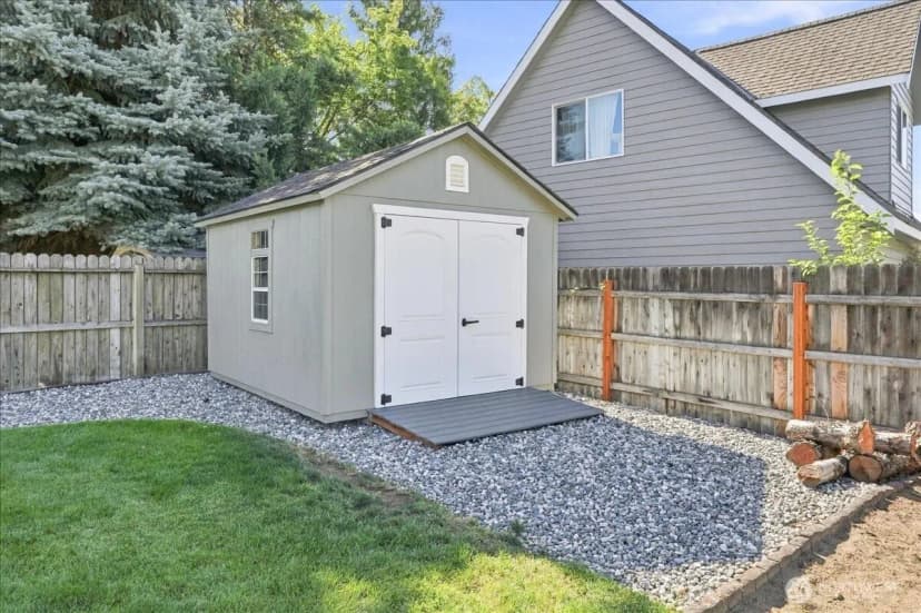 Property photo for 2289 Fancher Heights Boulevard, East Wenatchee photo 37