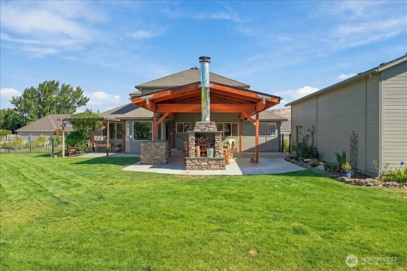 Property photo for 2289 Fancher Heights Boulevard, East Wenatchee photo 38