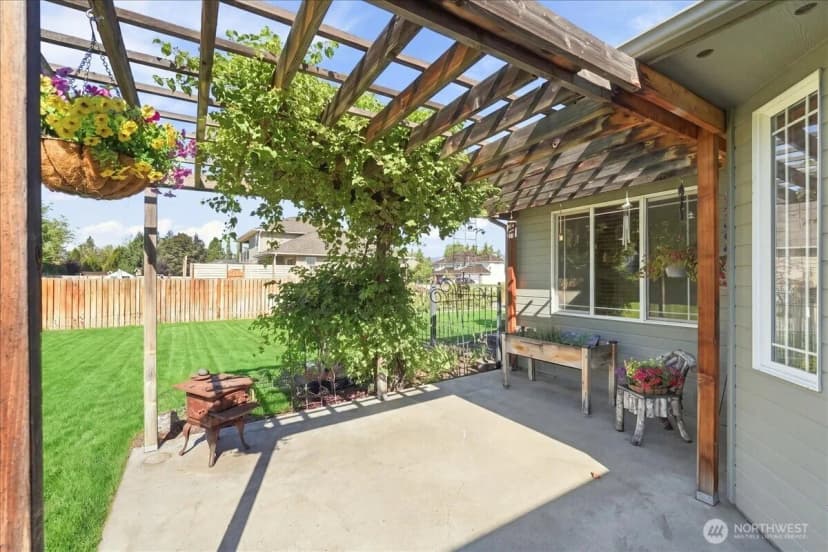 Property photo for 2289 Fancher Heights Boulevard, East Wenatchee photo 34
