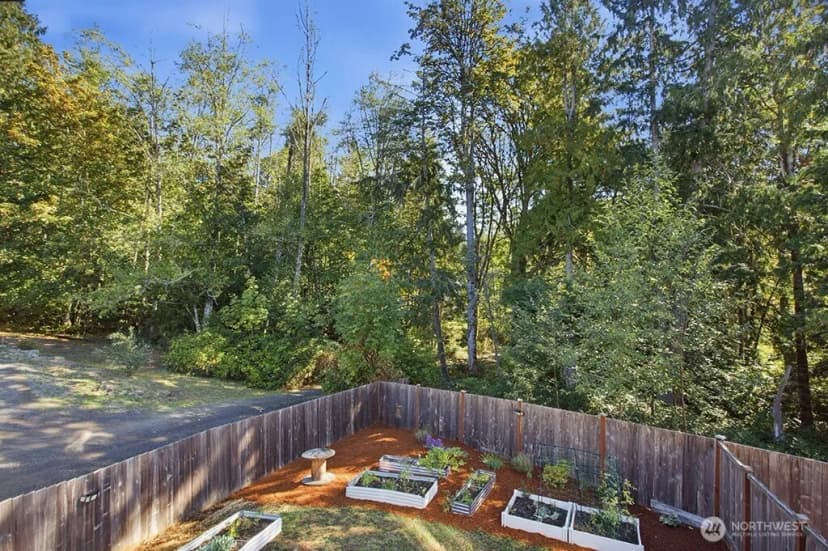 Property photo for 6614 Kayak Place Nw, Bremerton photo 13