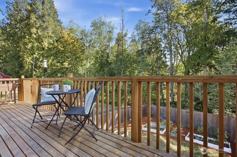 Property photo for 6614 Kayak Place Nw, Bremerton photo 12