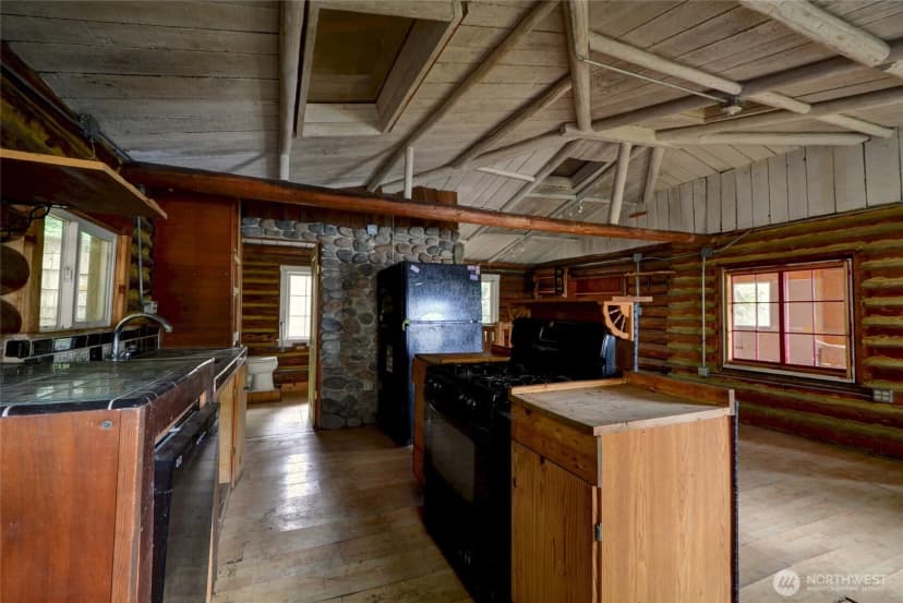 Property photo for 2533 Freestad Rd, Arlington photo 10