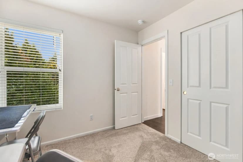 Property photo for 21803 42nd Place S #25, Kent photo 24