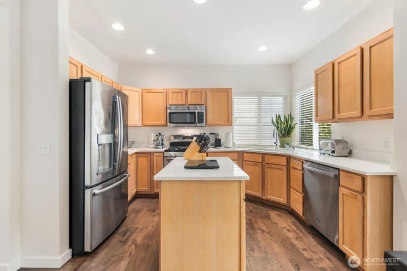 Property photo for 21803 42nd Place S #25, Kent photo 8