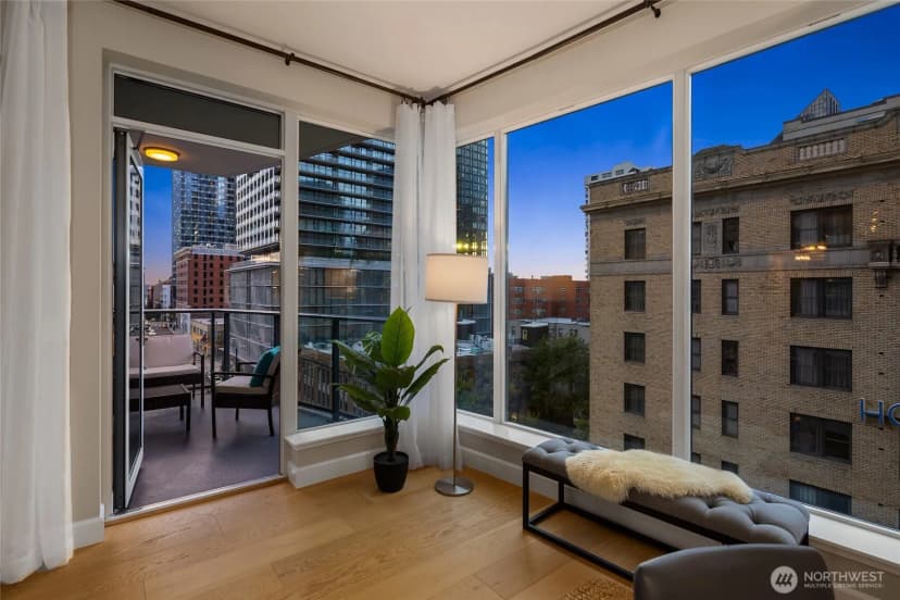 Property photo for 1920 4th Avenue #701, Seattle photo 15