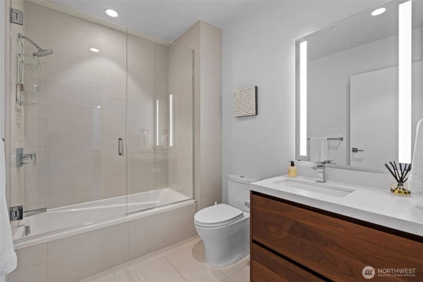 Property photo for 188 Bellevue Way Ne #411, Bellevue photo 12