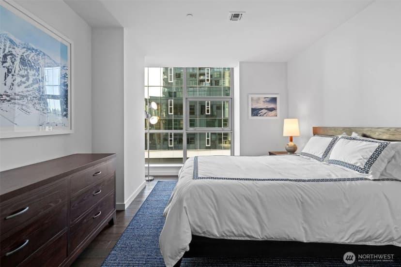 Property photo for 188 Bellevue Way Ne #411, Bellevue photo 13