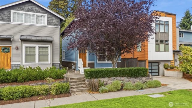 Property photo for 1615 A 21st Avenue, Seattle photo 2