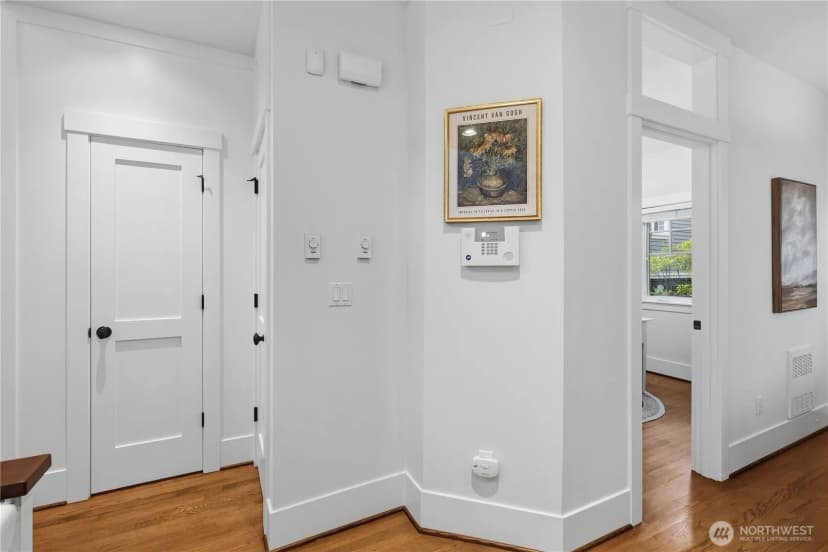 Property photo for 1615 A 21st Avenue, Seattle photo 13