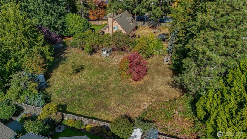 Property photo for 15907 48th Avenue W, Edmonds photo 27