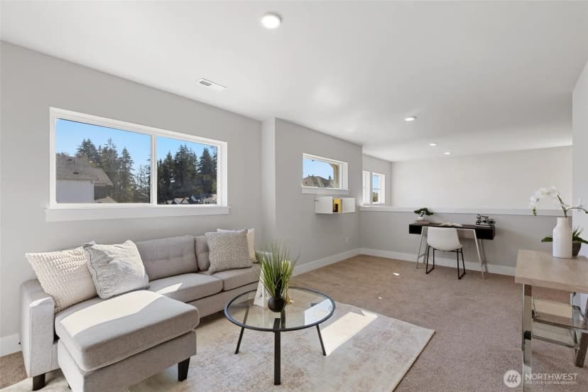 Property photo for 17802 1st Avenue W, Bothell photo 11