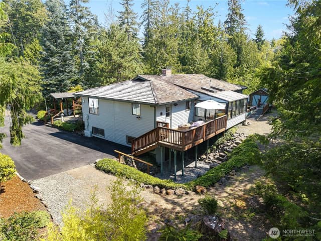 Property photo for 2357 Mountain View Road E, Port Orchard photo 3