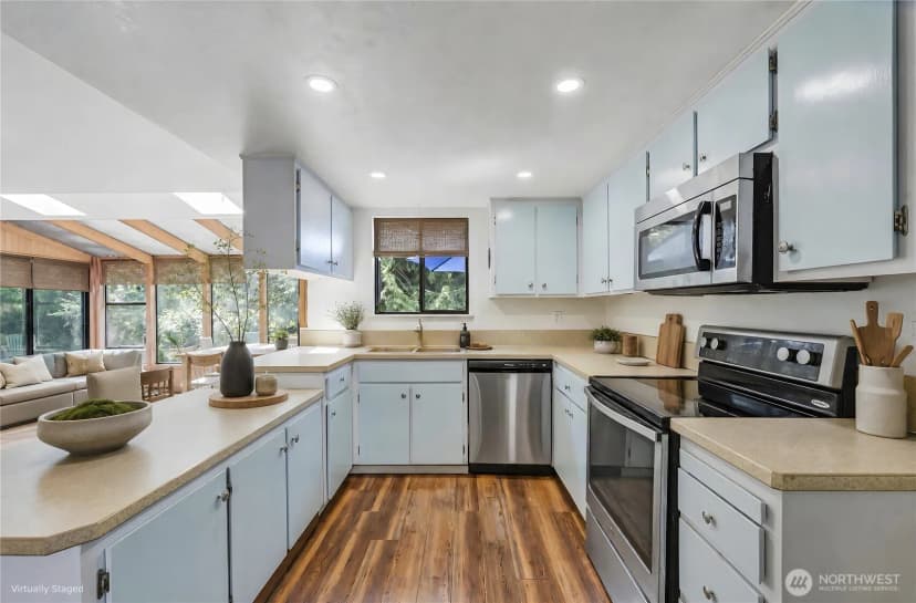 Property photo for 2357 Mountain View Road E, Port Orchard photo 17
