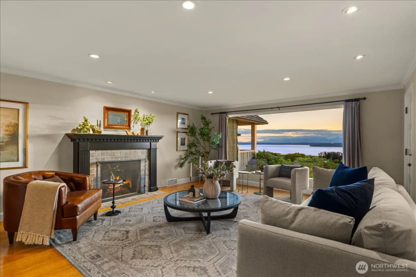 Property photo for 18311 8th Avenue Nw, Shoreline photo 8