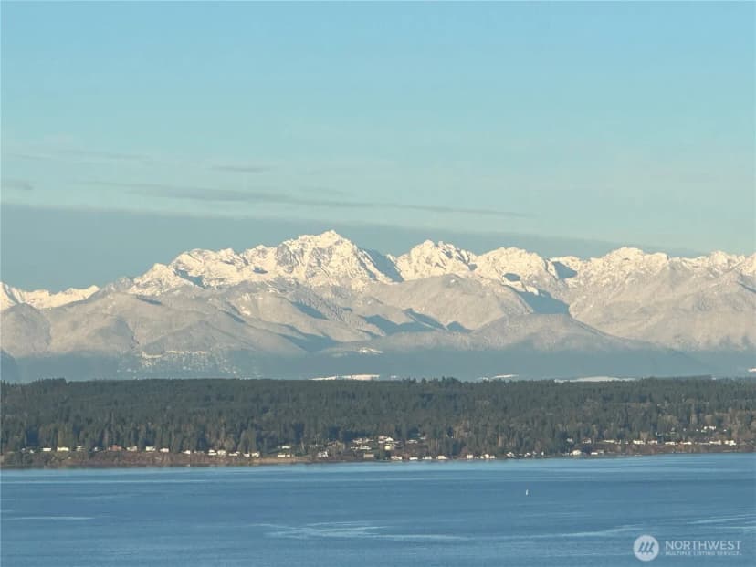 Property photo for 18311 8th Avenue Nw, Shoreline photo 38