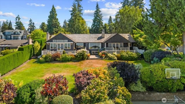 Property photo for 18311 8th Avenue Nw, Shoreline photo 4