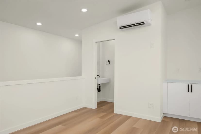 Property photo for 8316 Mary Avenue Nw #b, Seattle photo 17
