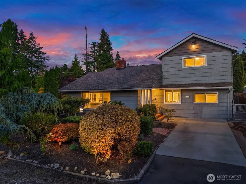 Property photo for 11902 21st Avenue Sw, Burien photo 28