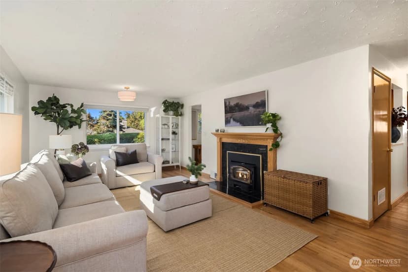 Property photo for 11902 21st Avenue Sw, Burien photo 8