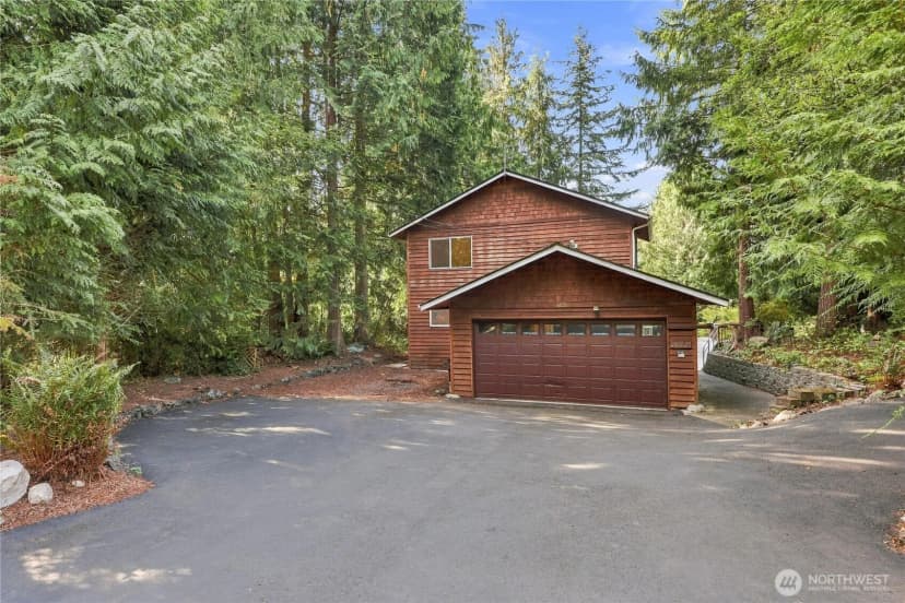 Property photo for 5921 Cedar Court, Hansville photo 2