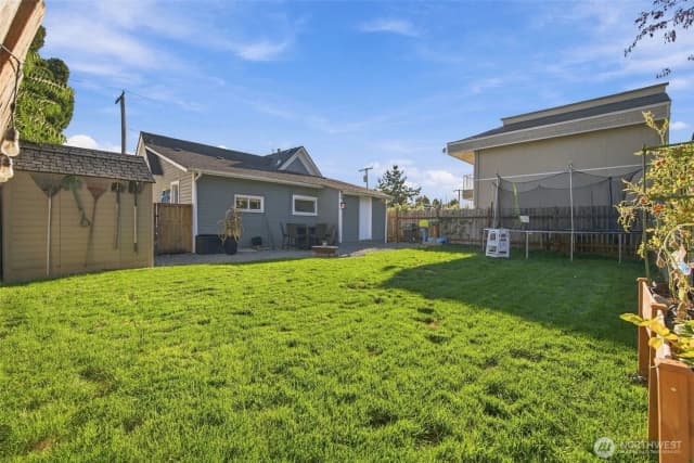 Property photo for 311 2nd Avenue Ne, Puyallup photo 3