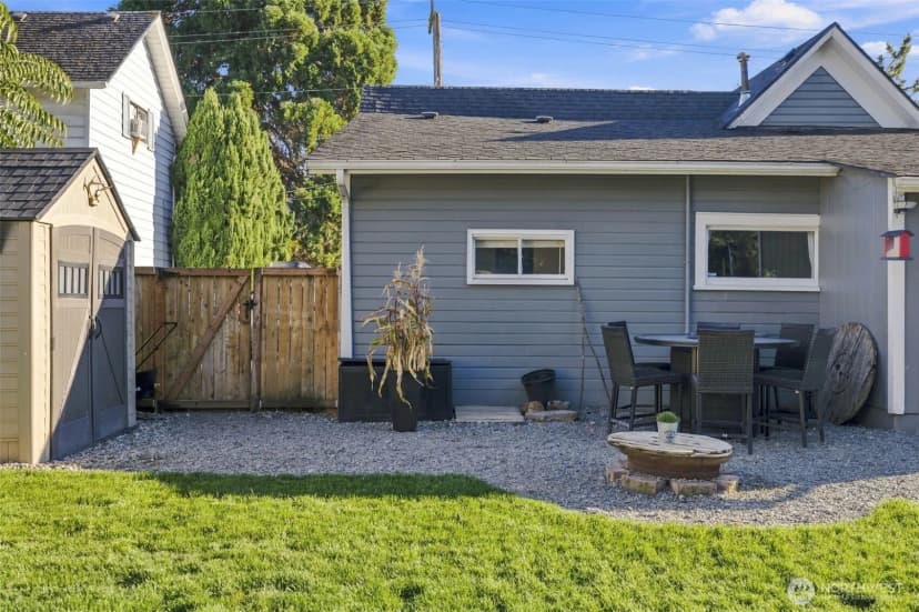 Property photo for 311 2nd Avenue Ne, Puyallup photo 31