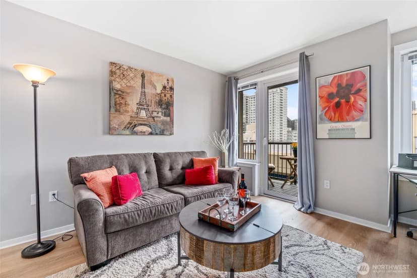 Property photo for 2721 1st Avenue #809, Seattle photo 10