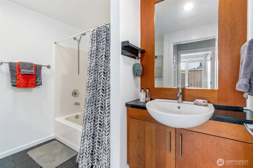Property photo for 2721 1st Avenue #809, Seattle photo 13